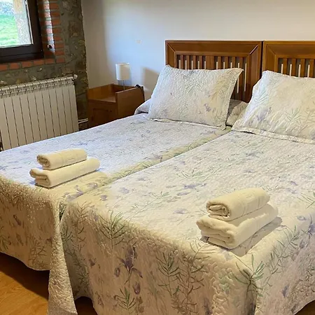 Casa Moran Vallelafuente 2 * La Robellada de Onis
