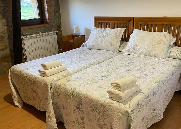 Casa Moran Vallelafuente 2 * La Robellada de Onis